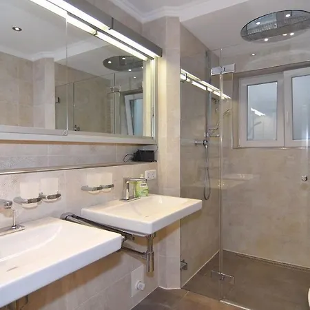 아파트 Elisabethstrasse 18, Whg 1
