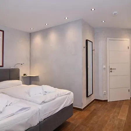 Elisabethstrasse 18, Whg 1